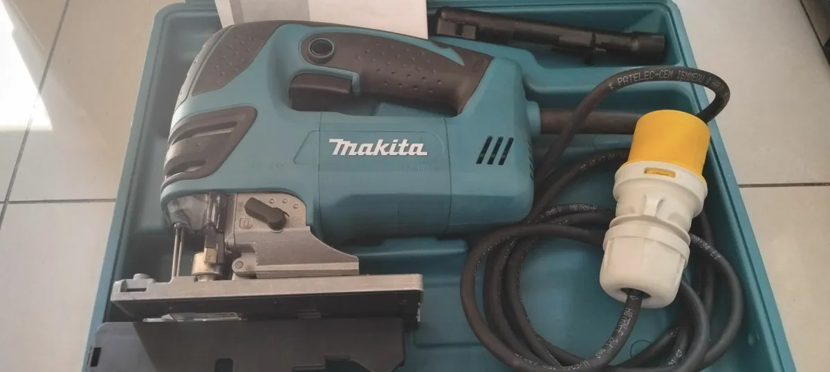 Makita 4350CT Jigsaw 110v - Image 1