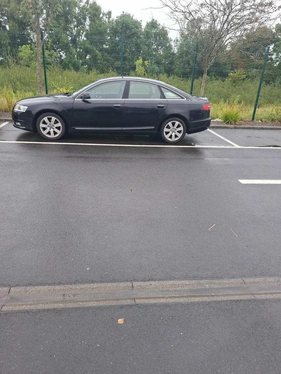 Audi A6 2010 - Image 2