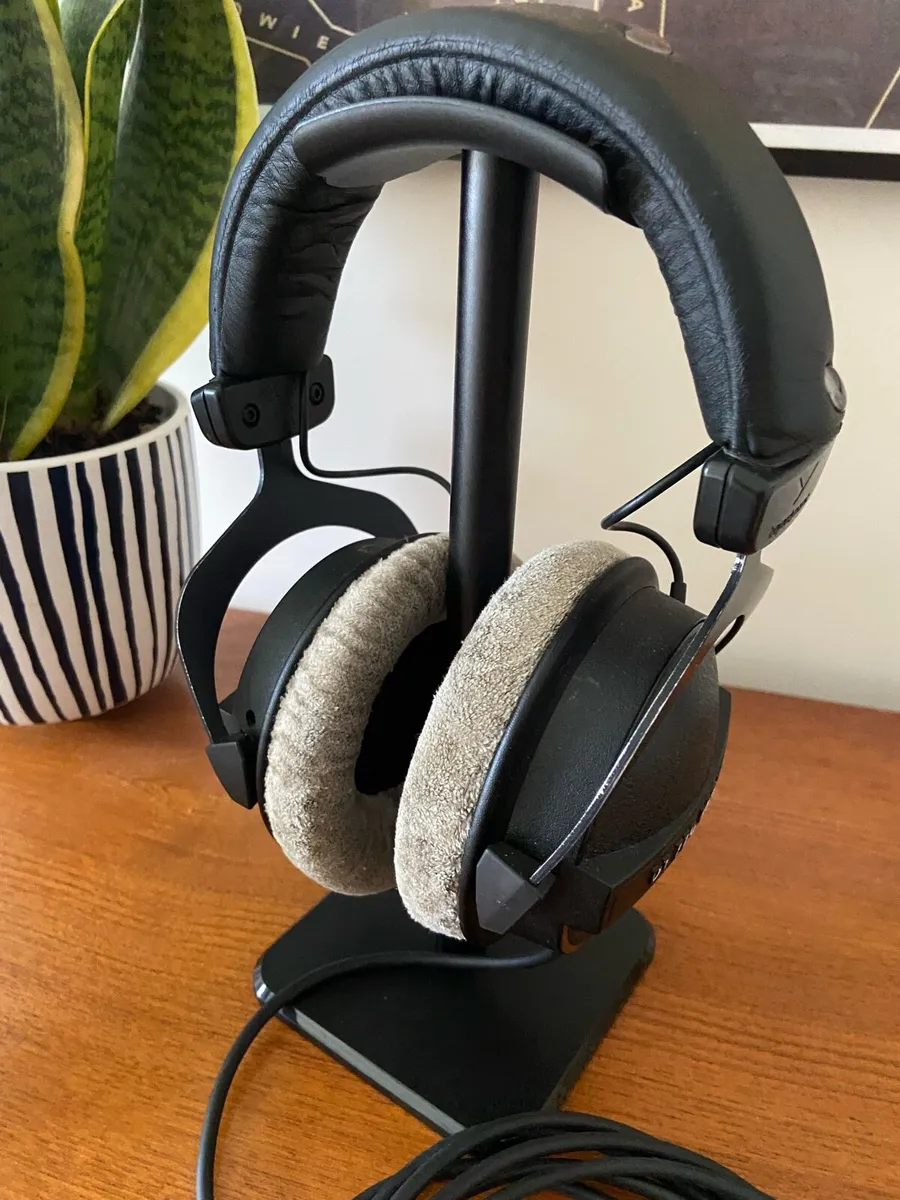 Beyerdynamic DT770 80ohm Headphones - Image 3