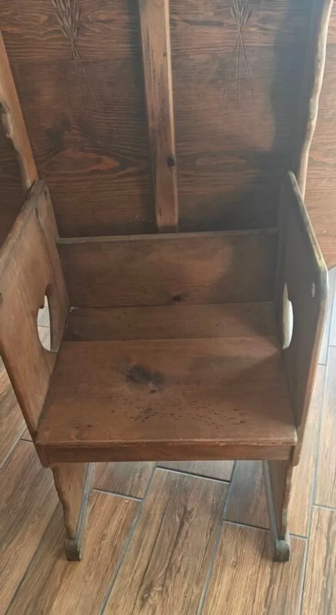 Antique metamorphic table/chair carved oak - Image 1