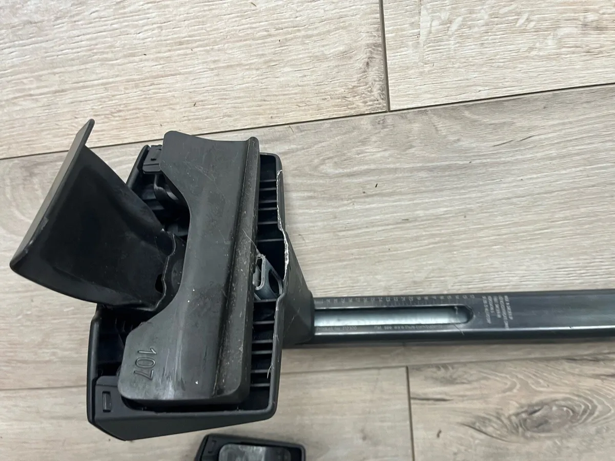 Thule roof rack - Image 3