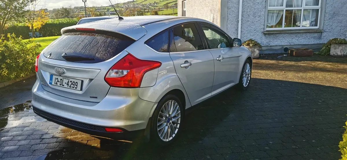 Ford Focus Diesel 2012 1.6L  TDCI ZETEC - Image 3