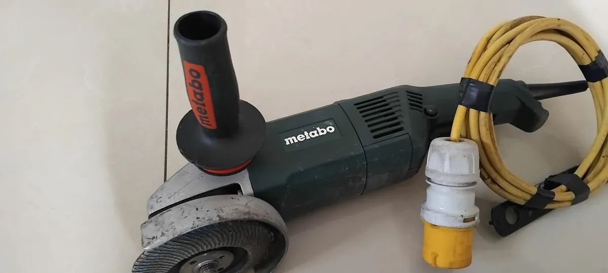 Metabo WA 14-125 Ergo 125mm Grinder 110v - Image 1