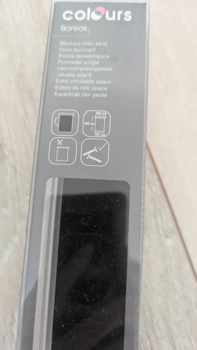 Black roller window blind (black out) - Image 3