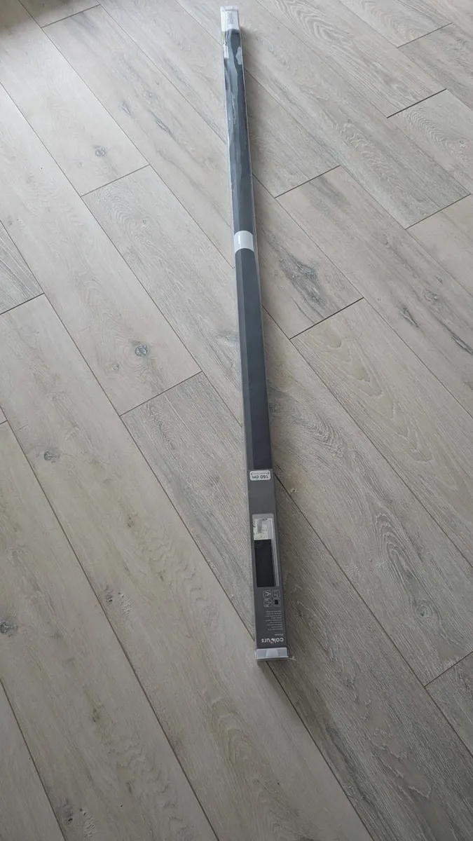 Black roller window blind (black out) - Image 1