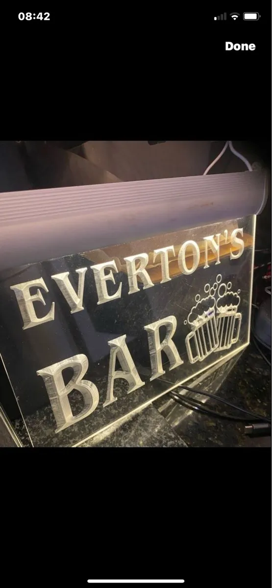 Illuminated Everton’s Bar Sign - Image 3
