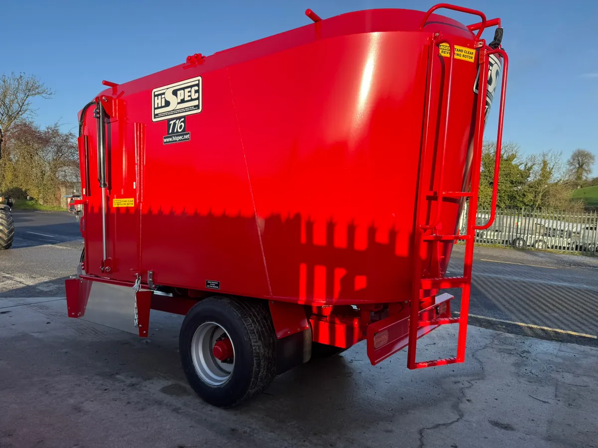 *** HI SPEC T16 TWIN TUB FEEDER *** - Image 2