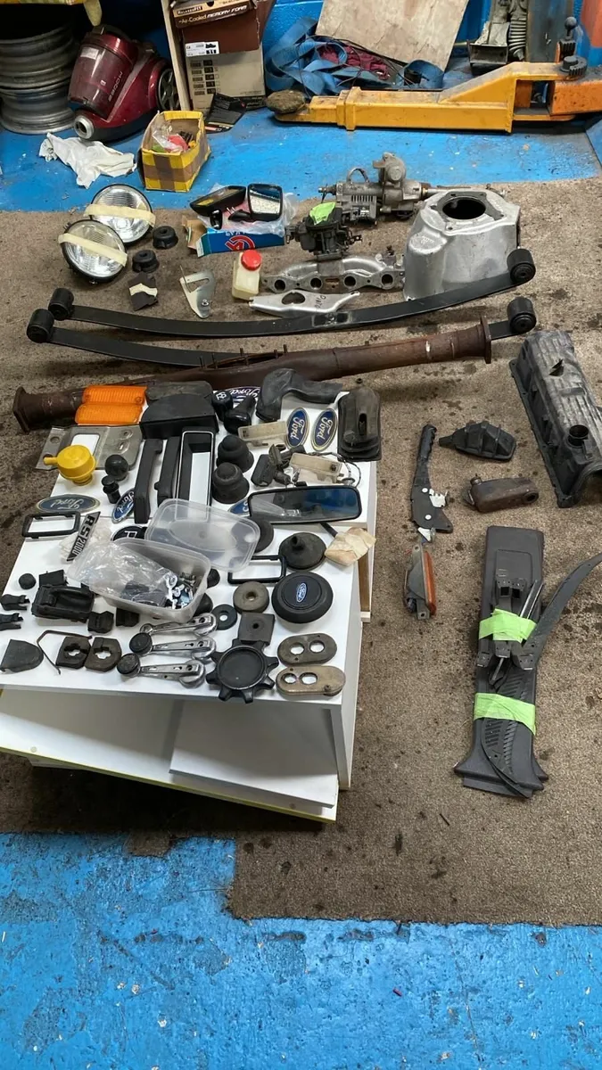 Ford Escort 1977 - Image 2