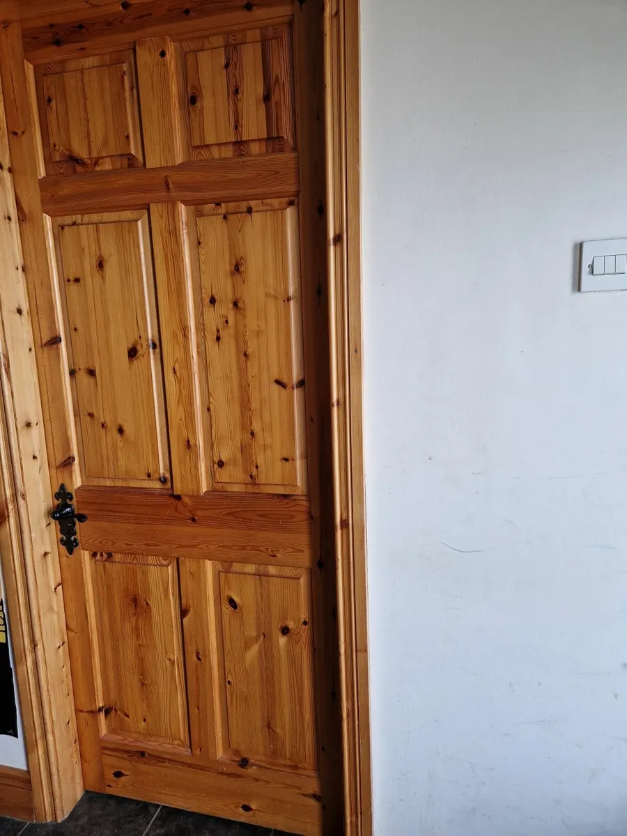 Solid Pine doors - Image 2