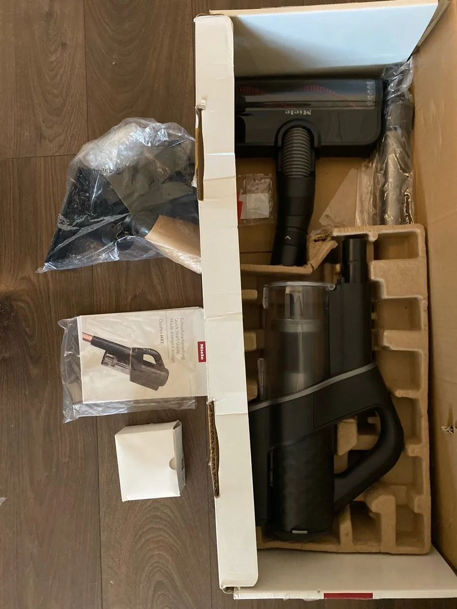 Miele cordless Hoover - Image 1