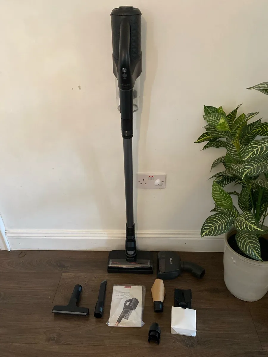 Miele cordless Hoover - Image 2