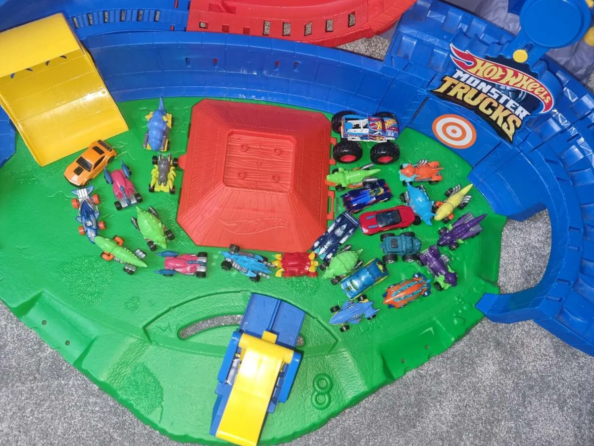 Monster truck hot wheels - Image 2