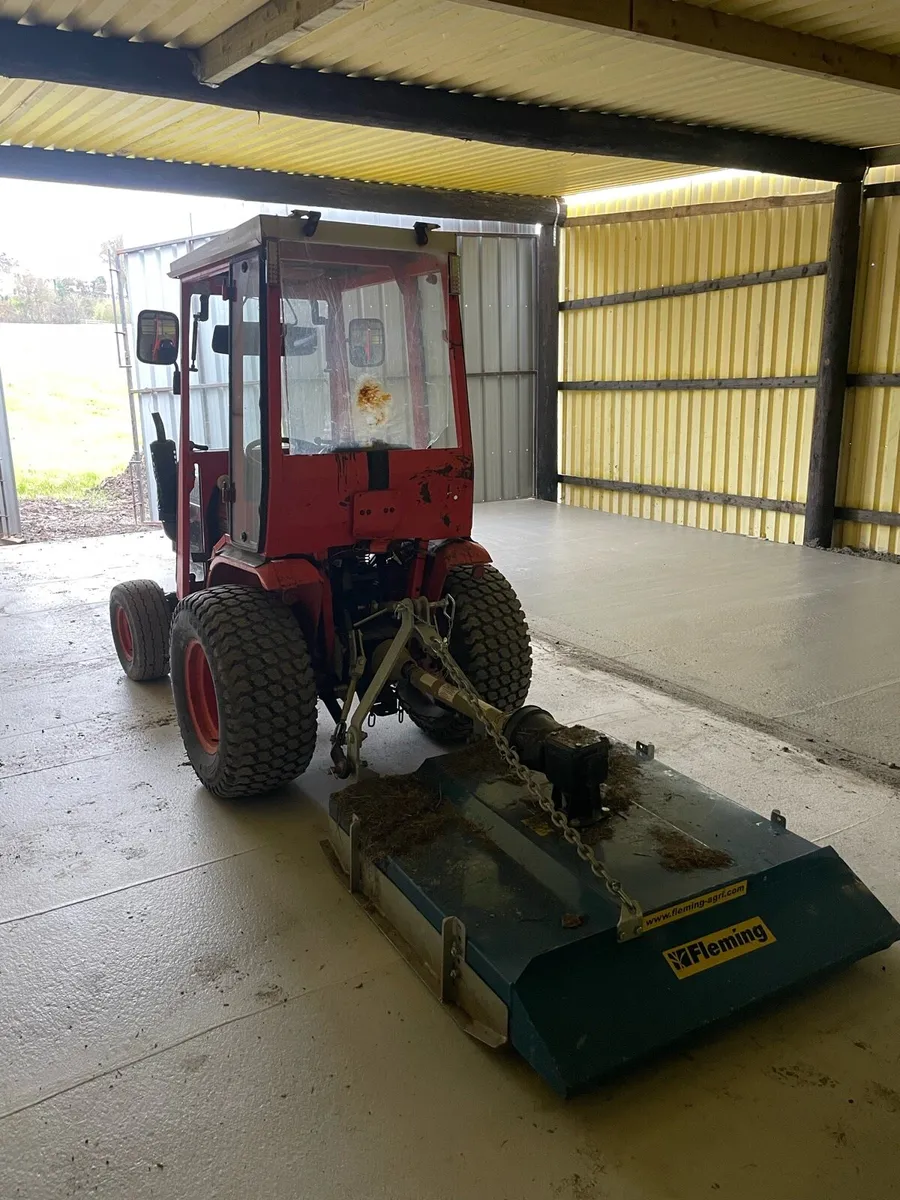 Kubota Compact Tractor with Topper - Image 4