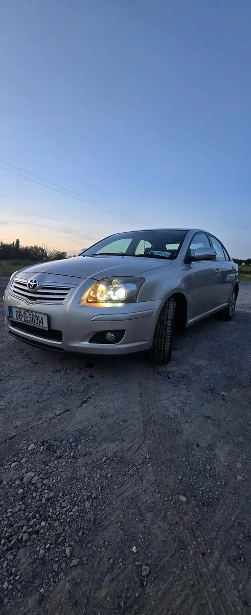 Toyota Avensis 2008 - Image 1