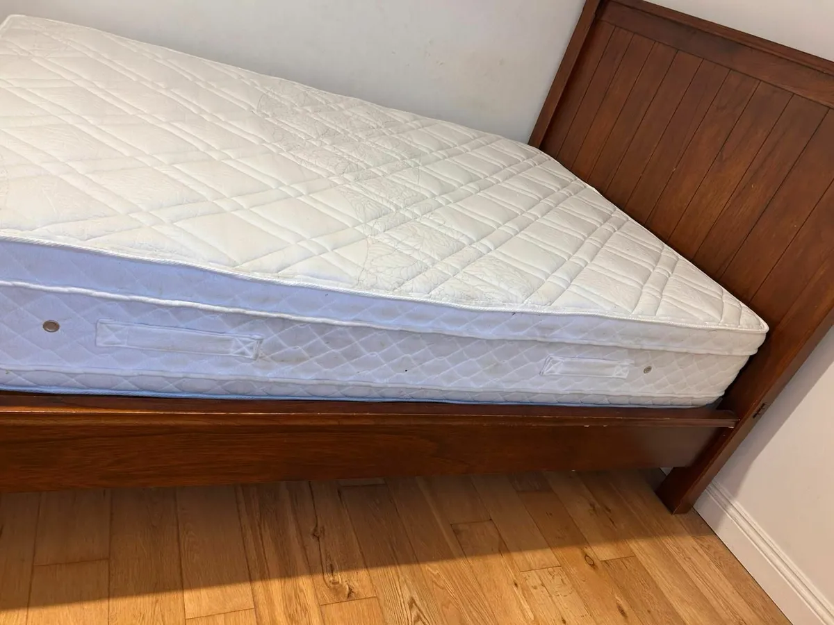 Double Bed. Wood. - Image 4