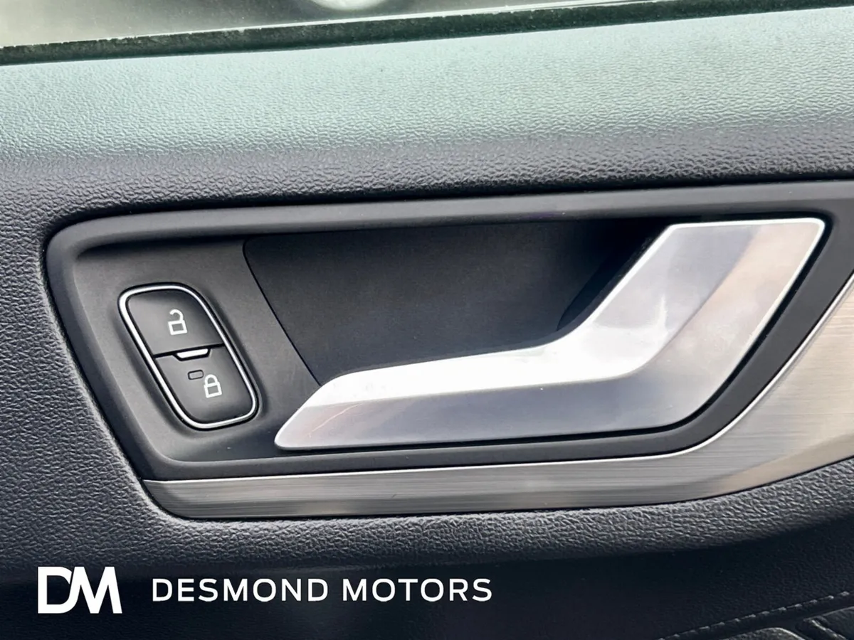 Ford Focus 2019 - Image 2