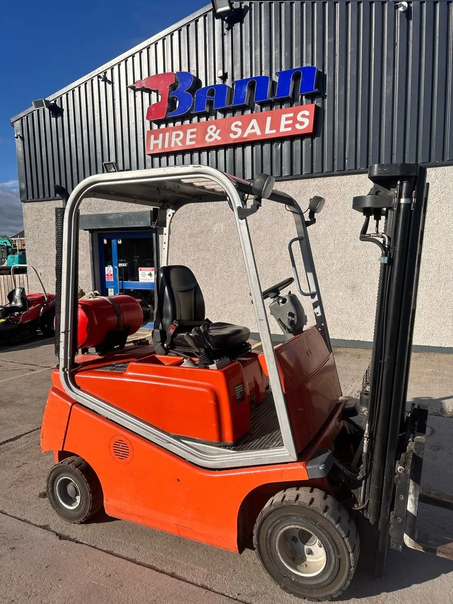 BT Cargo Gas Forklift - Image 1