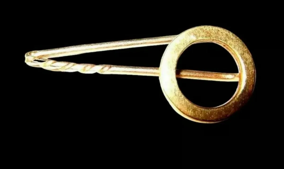 Vintage Hallmarked 9ct Gold Tie Pin - Image 2