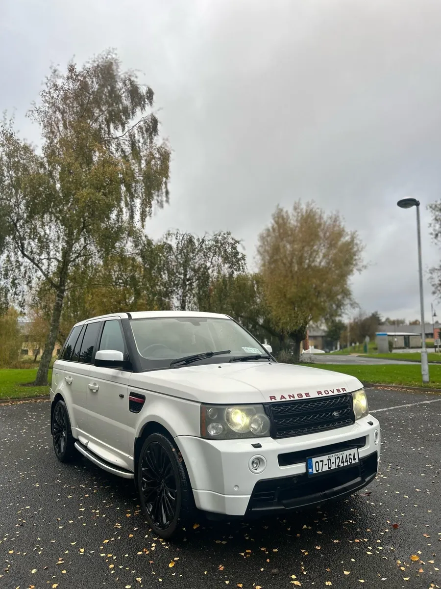 Range Rover HSE SPORT - Image 2