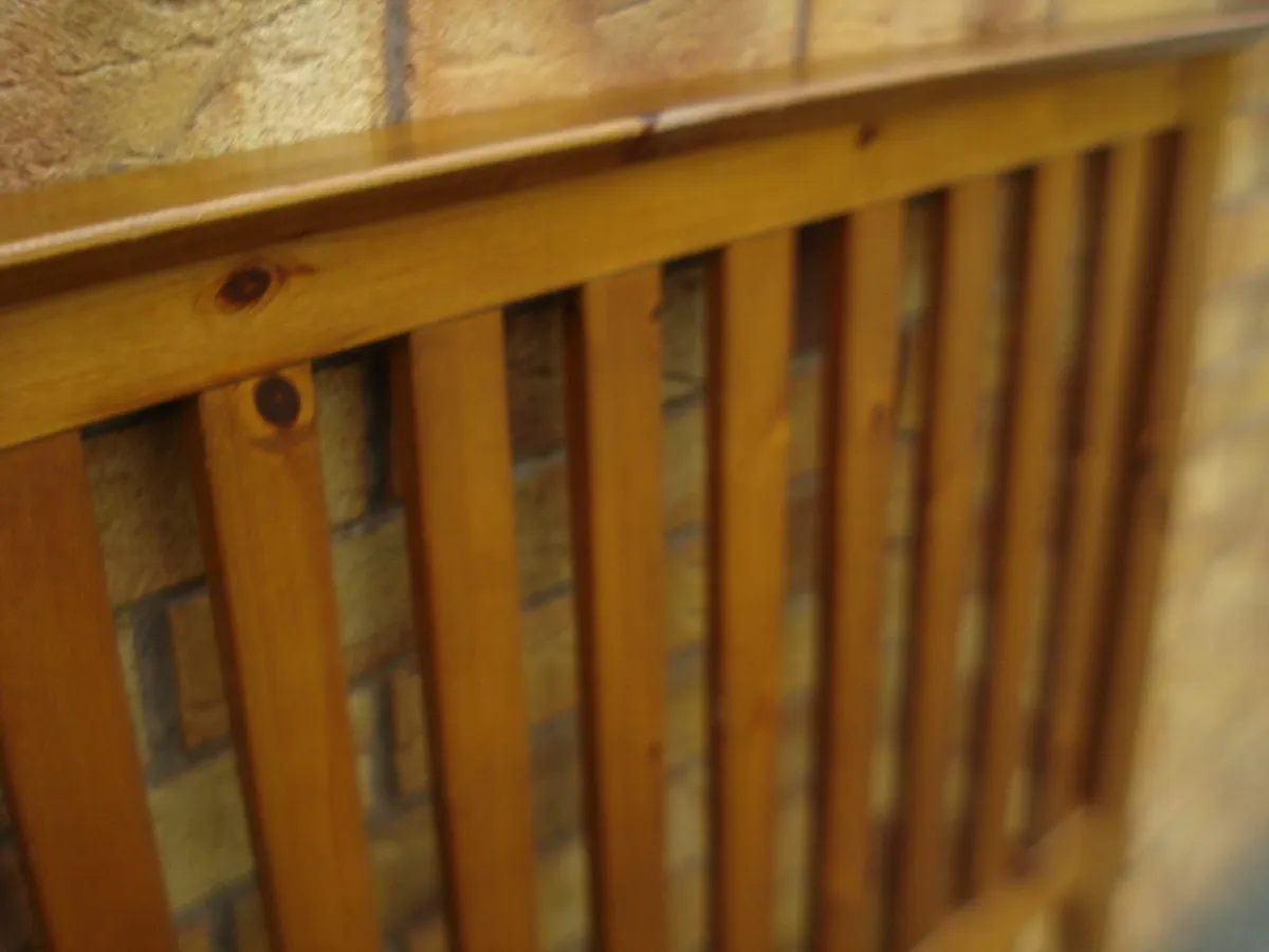 DUCKERS  DARK FINE PINE DOUBLE BED HEADBOARD. - Image 4