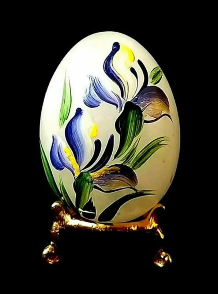 Vintage Harrods Alabaster Vintage Painted Egg - Image 3