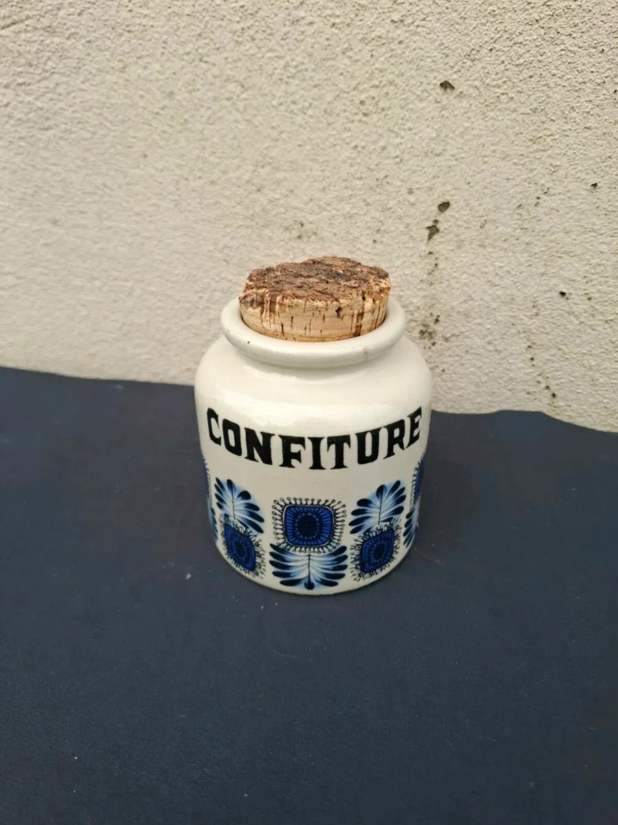 Vintage french jam jar possible to post