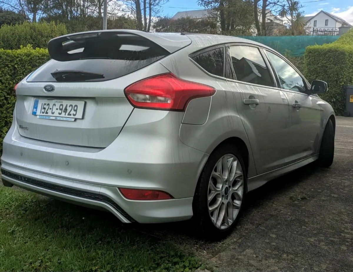 Ford Focus 2015 Zetec S 120PS - Image 3