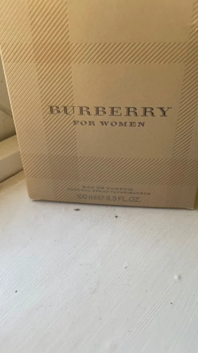 Burberry perfume 100mls - Image 3