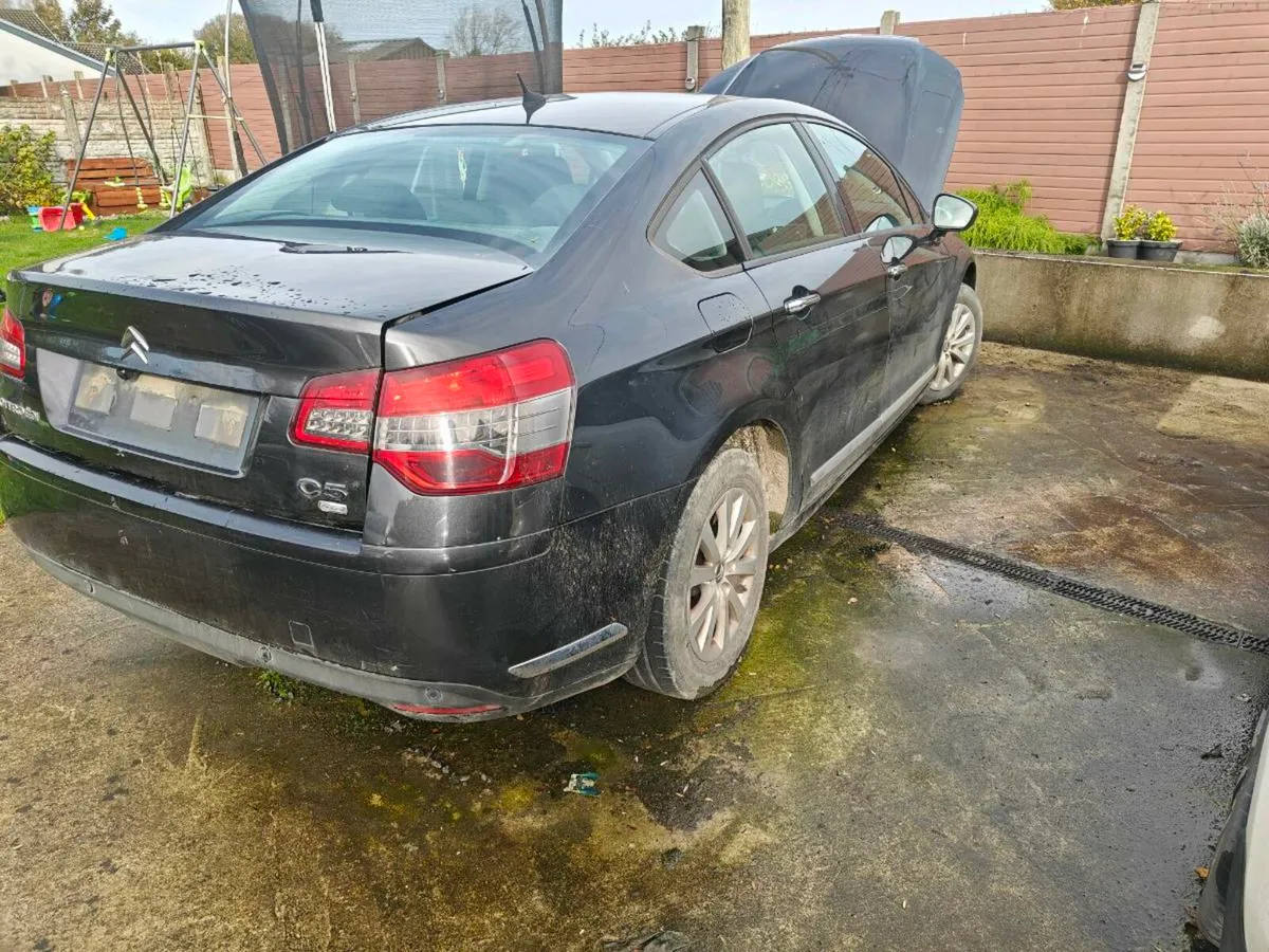 Citroen c5 x7 for parts - Image 2