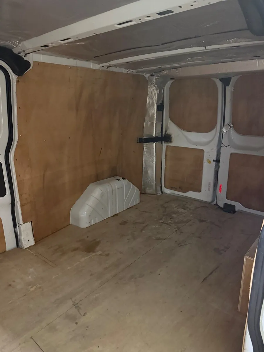 Ford Transit Custom 2015 - Image 3