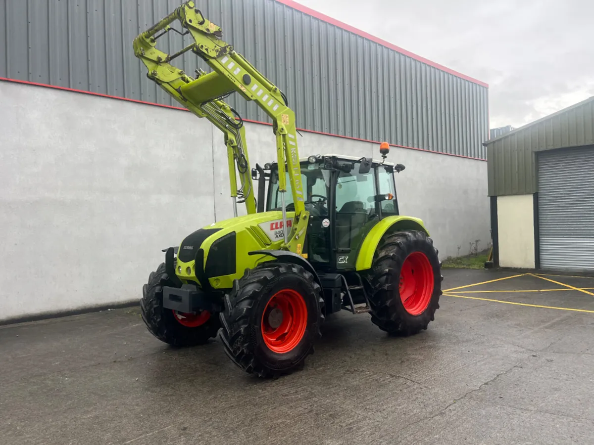 Class tractor - Image 1