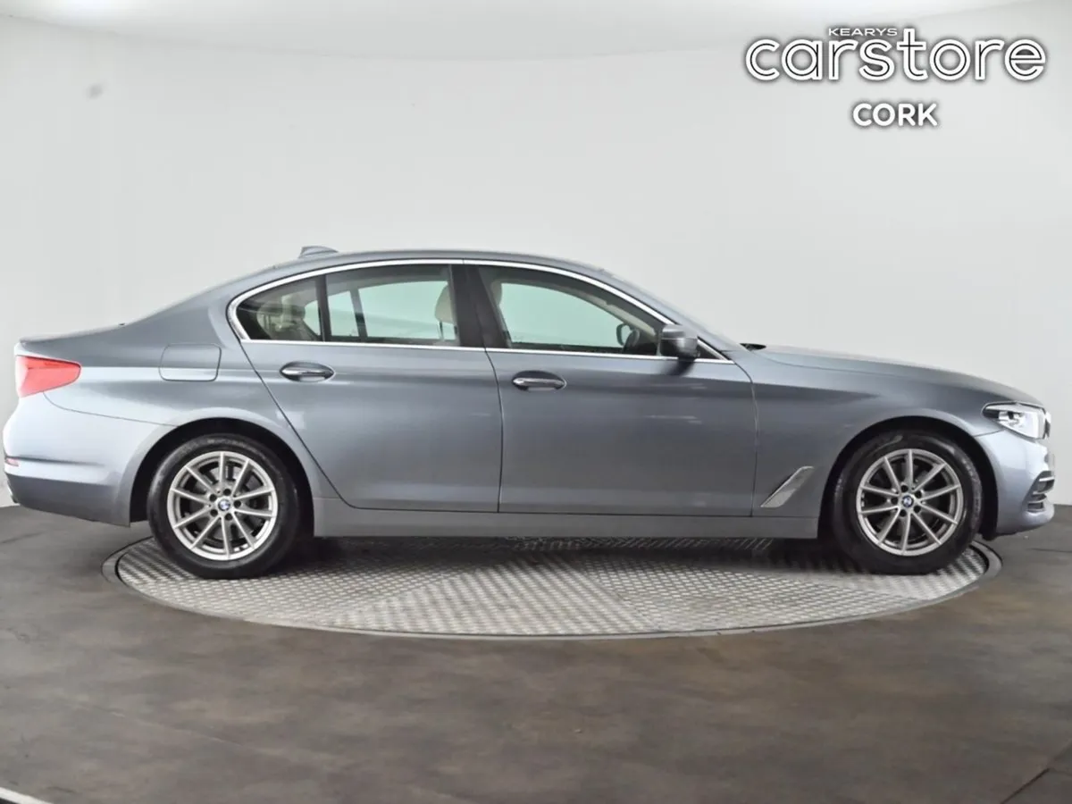 BMW 5 Series 520d SE Auto - Image 3