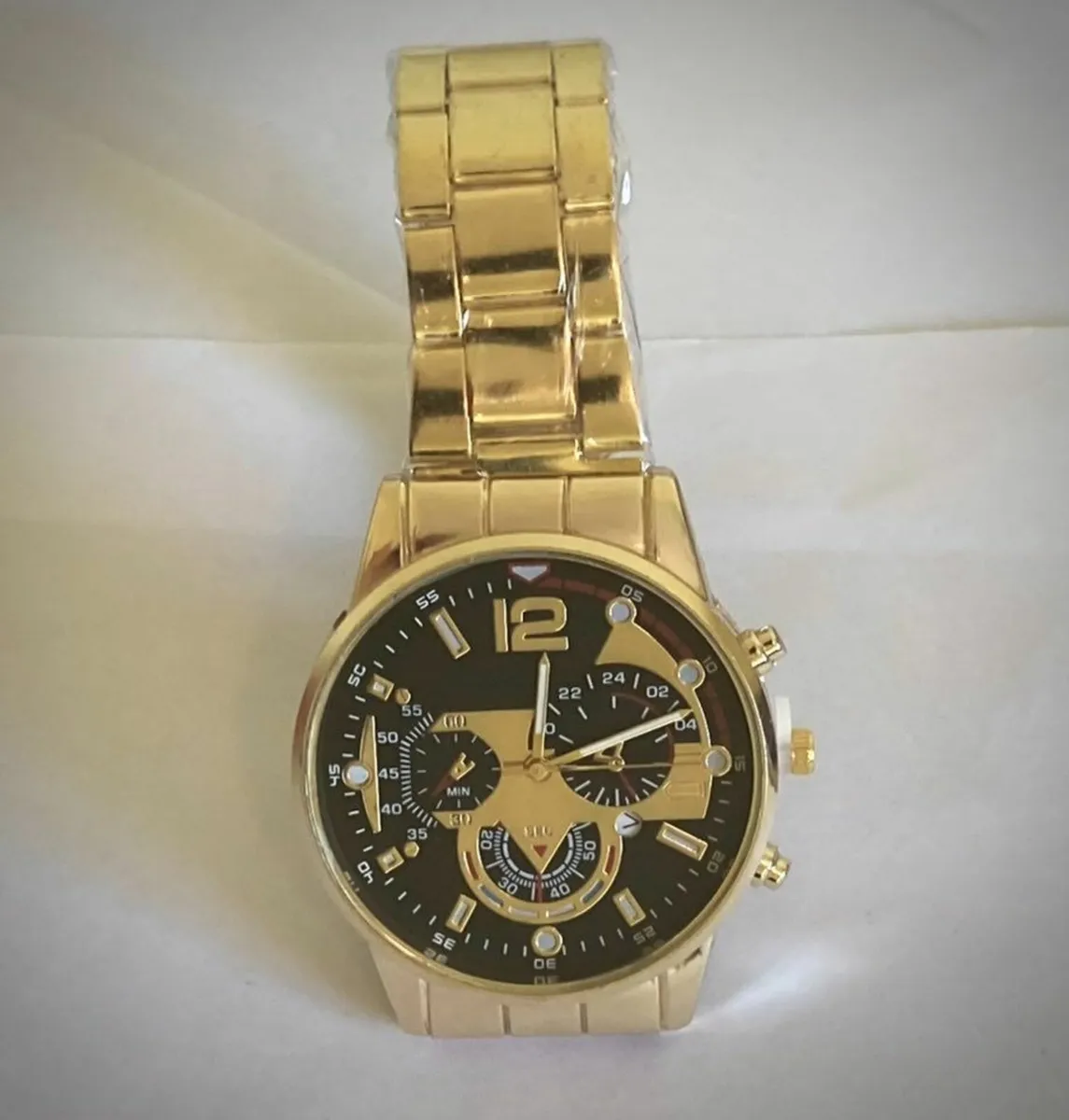 Luxury Gold Men’s Quartz Watch - New & Unused - Image 1