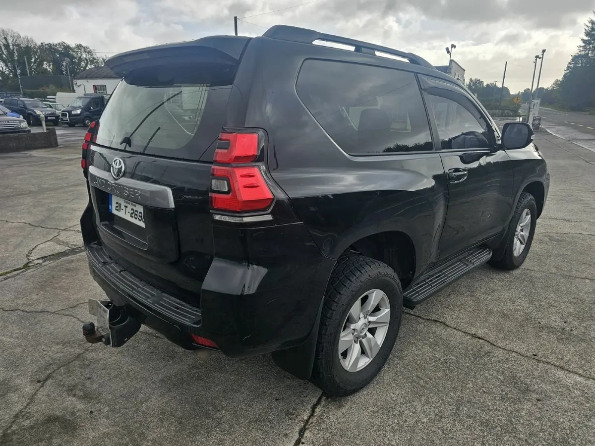 Toyota Land Cruiser 2021 SWB & 2022 LWB - Image 3