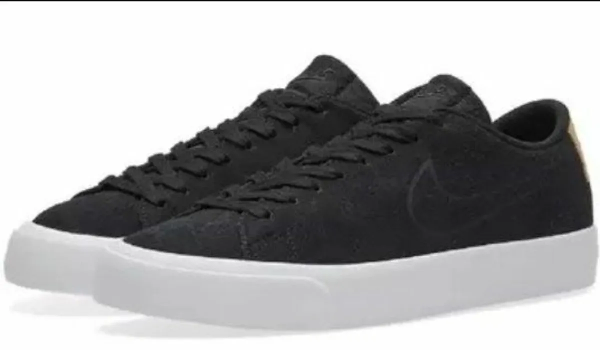 Vintage NIKE Trainers-Suit Lady or Gentleman - Image 2