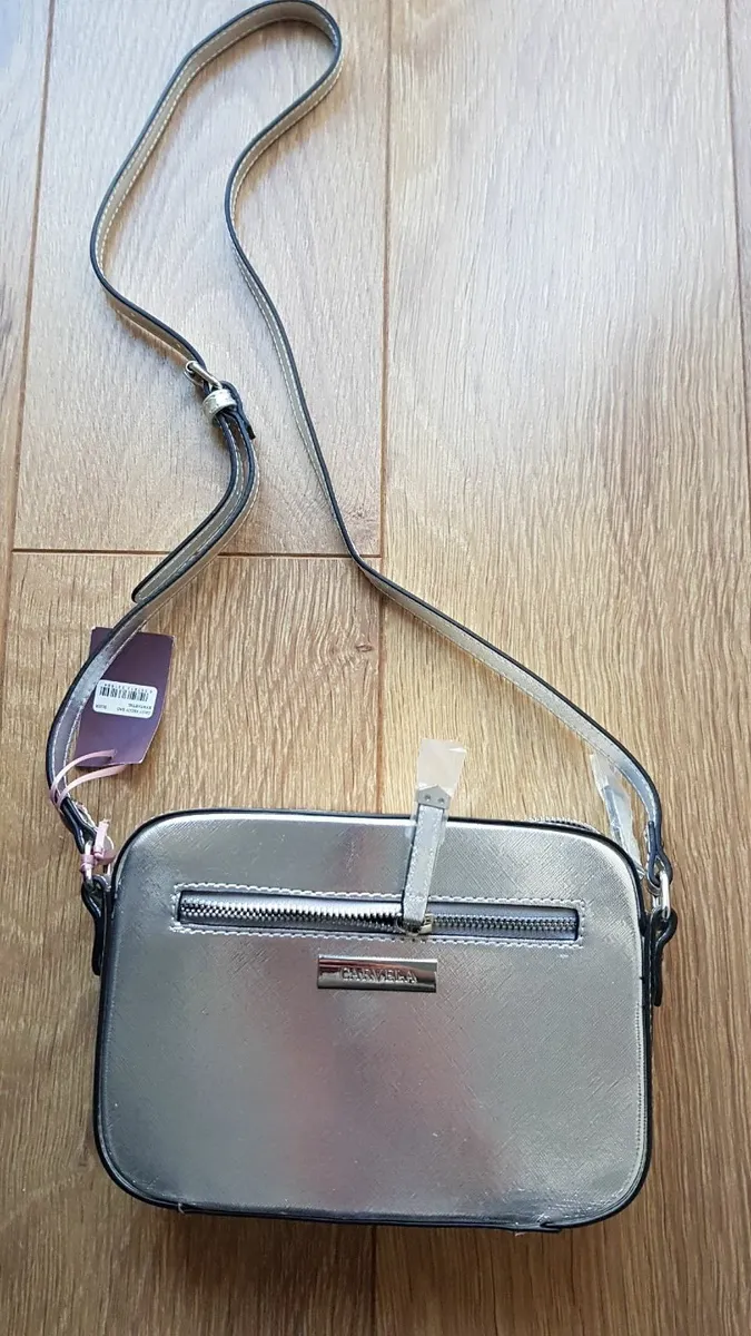 handbag- BRAND NEW - Image 1