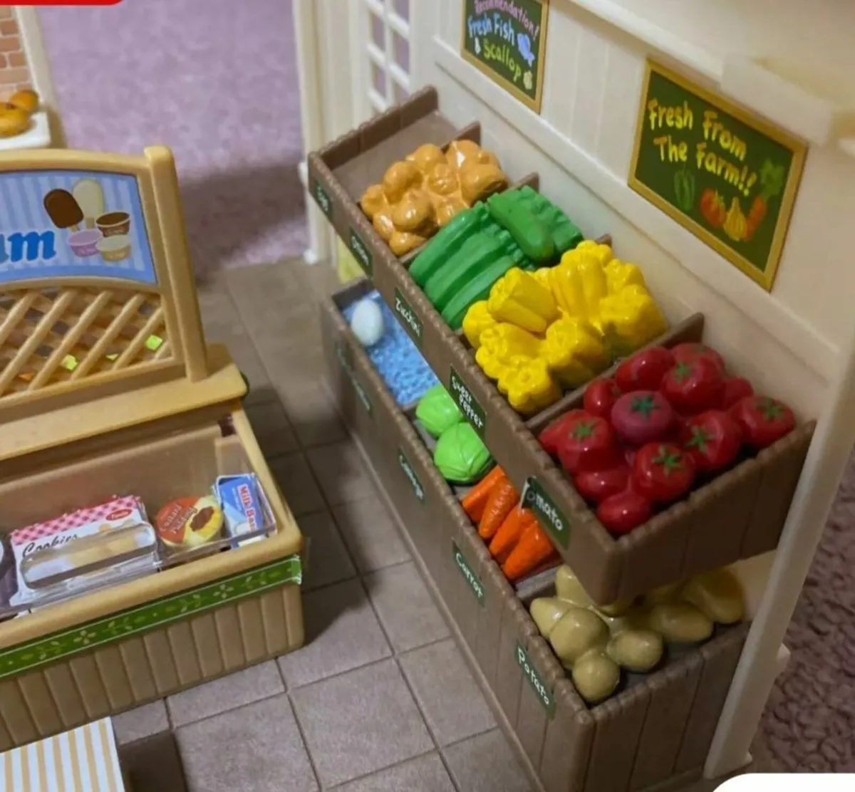 Vintage Sylvanian Family Vintage Grocery Store - Image 2