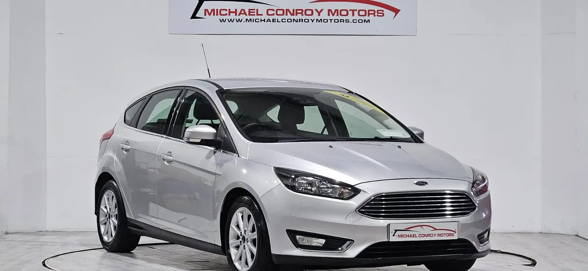 2015 Ford Focus Zetec - FINANCE AVAILABLE - Image 3