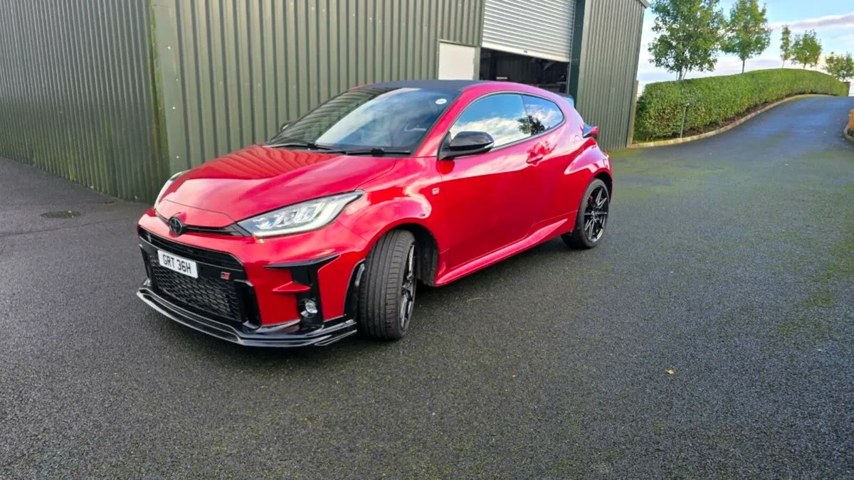 Toyota GR Yaris, TRD Splitter, GRMN steering wheel - Image 3