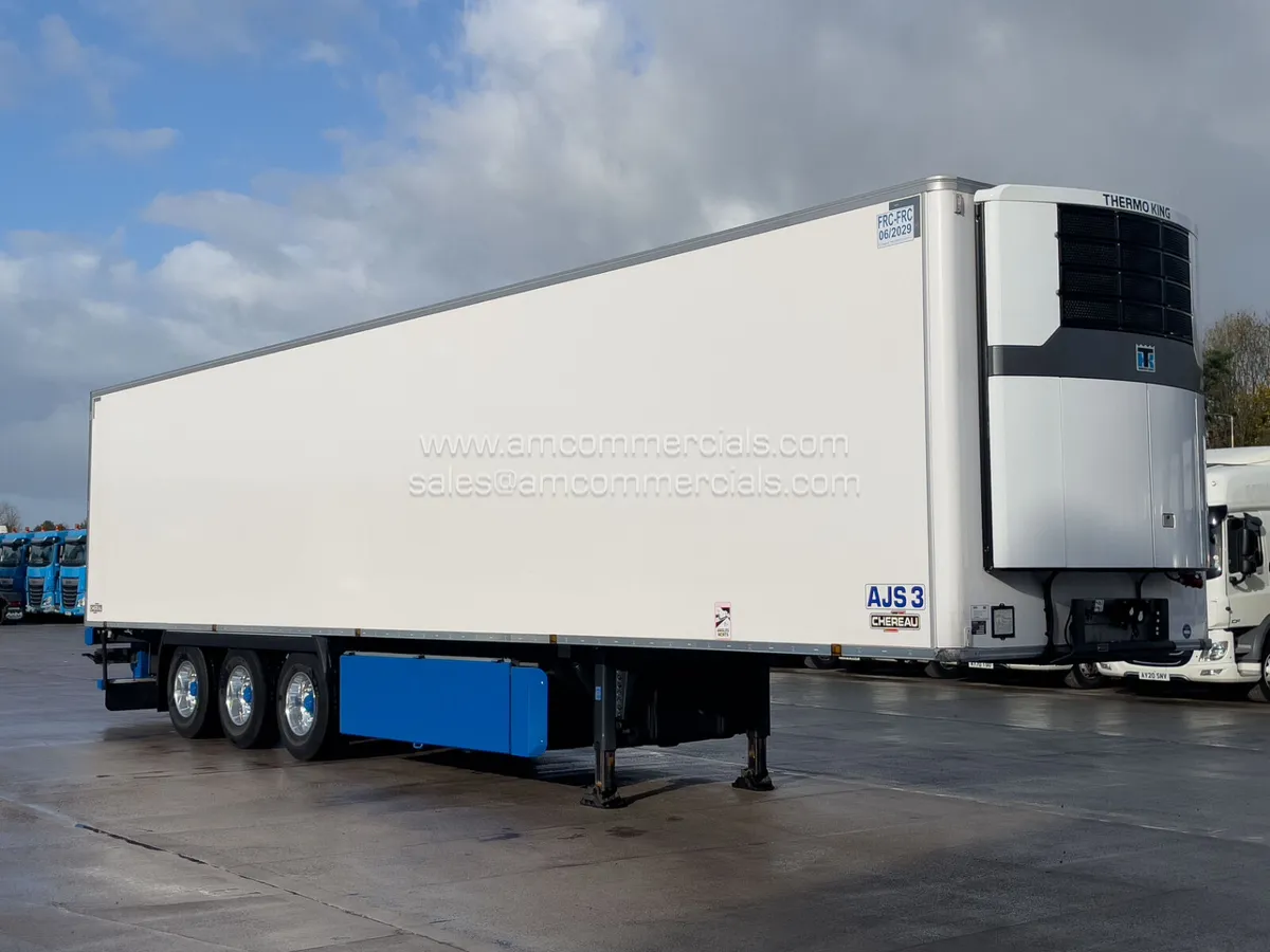 2023 CHEREAU TRI AXLE SINGLE TEMP FRIDGE TRAILER - Image 1