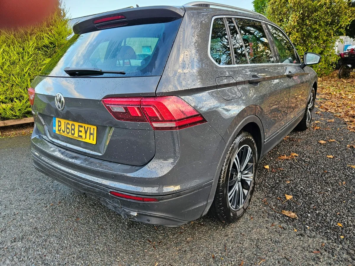 2018 VW Tiguan - Image 2