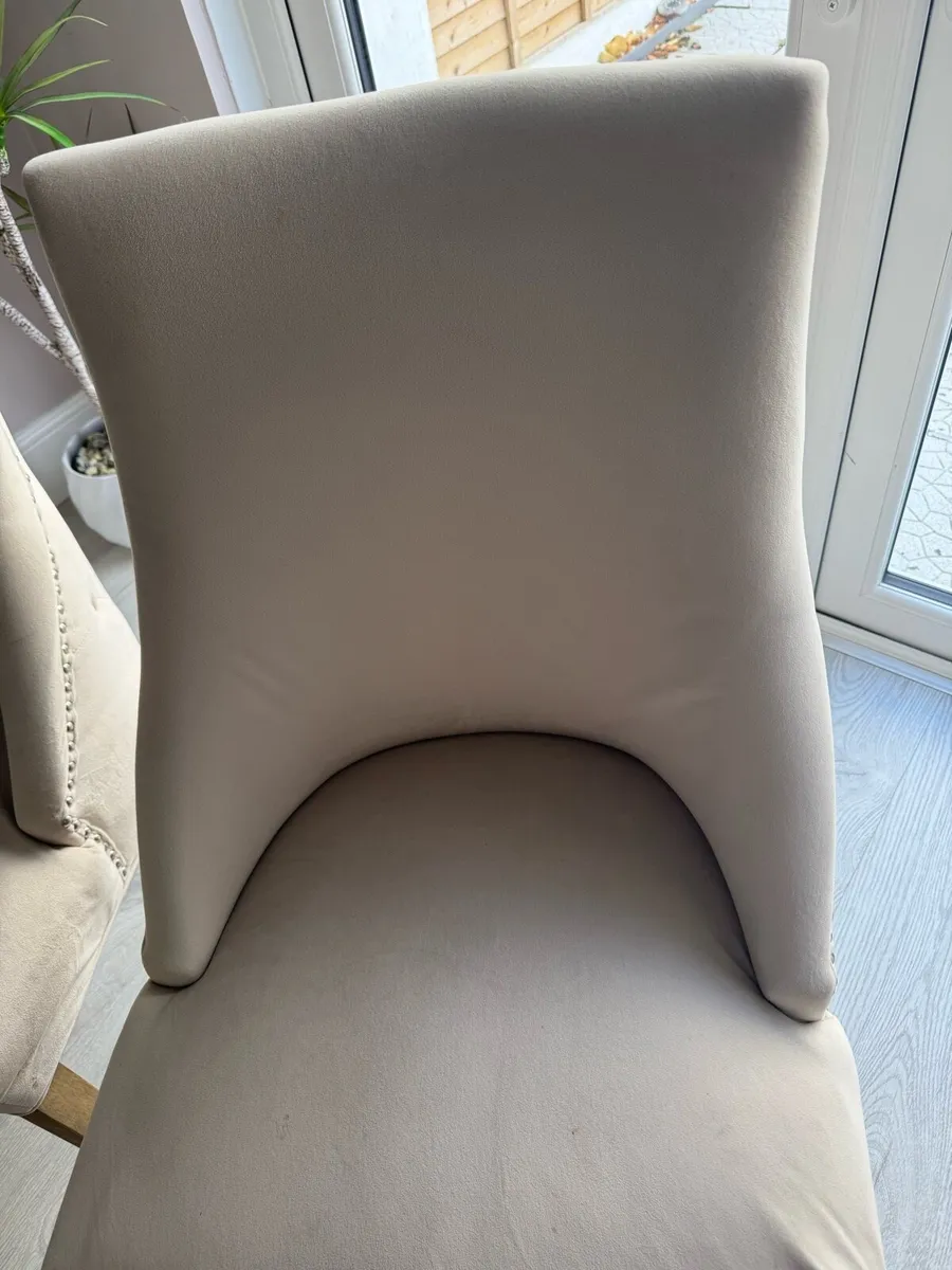 Dining chair - Image 1