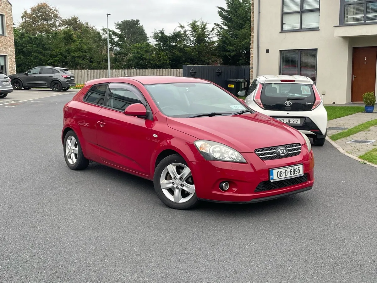 Kia pro ceed 1.4 petrol nct 12/25 Low KM - Image 2