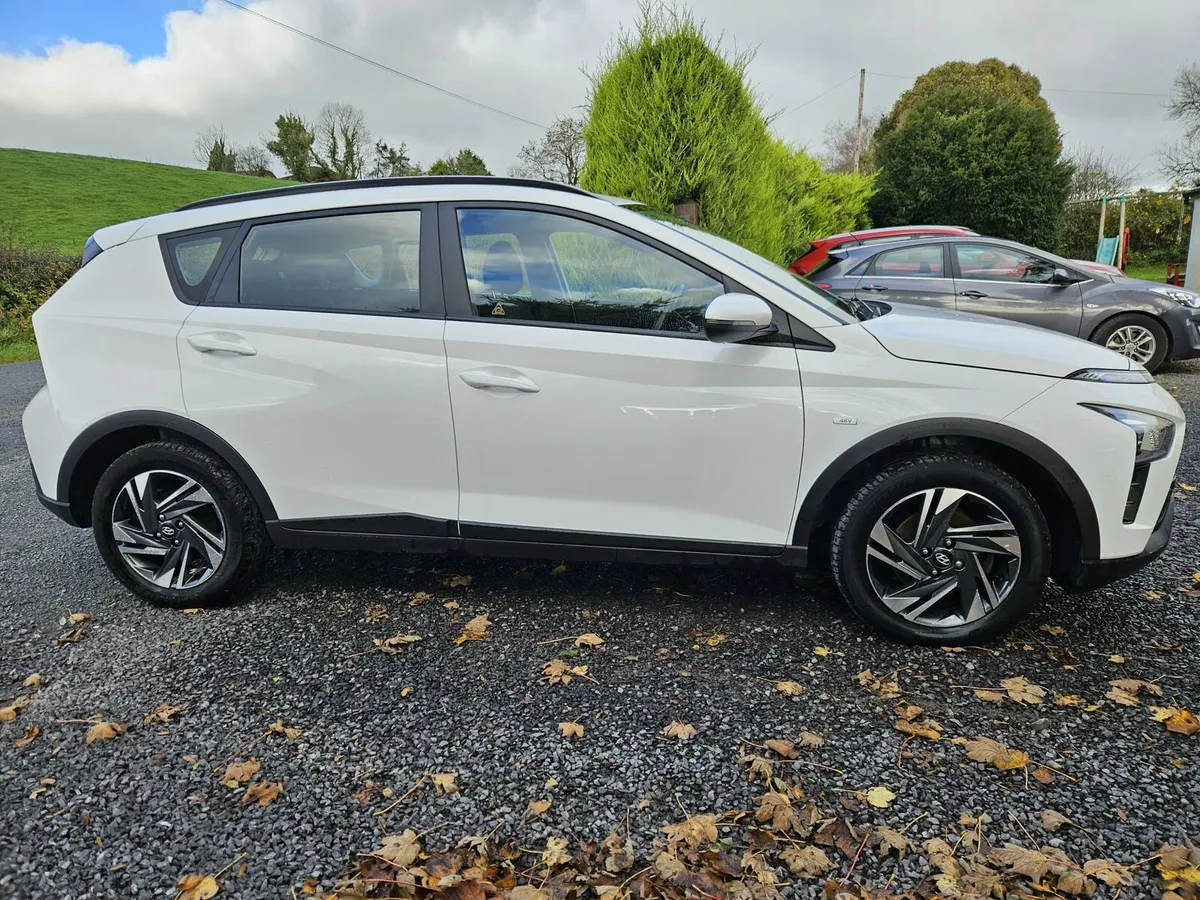 2024 Hyundai Bayon - Image 2