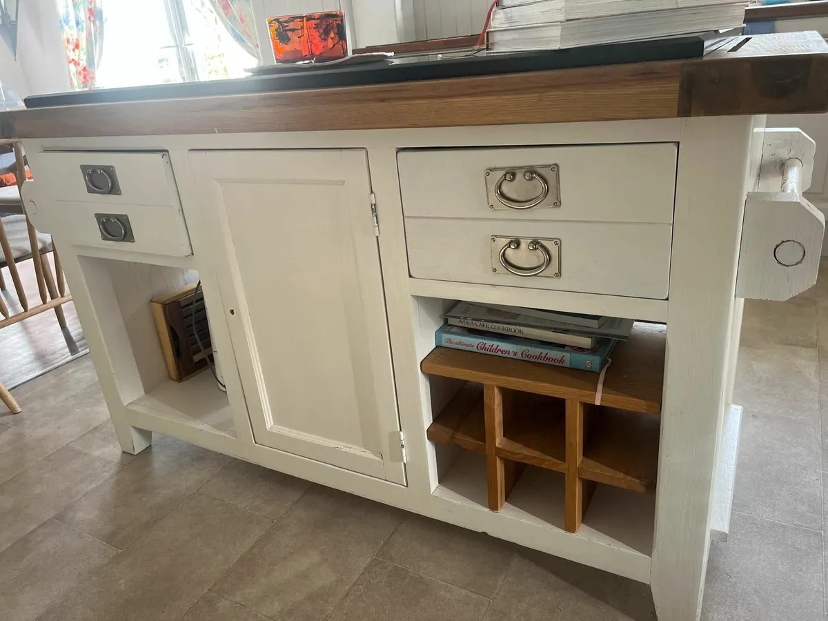Kitchen Island - Image 3