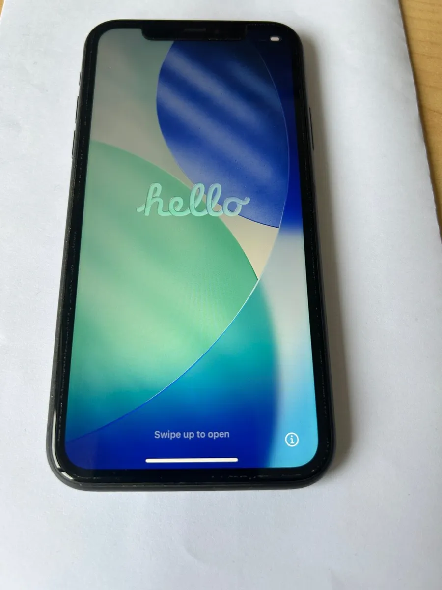 iPhone 11 64gb - Image 1