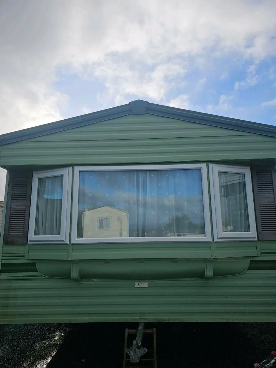 BK Caprice - Image 1