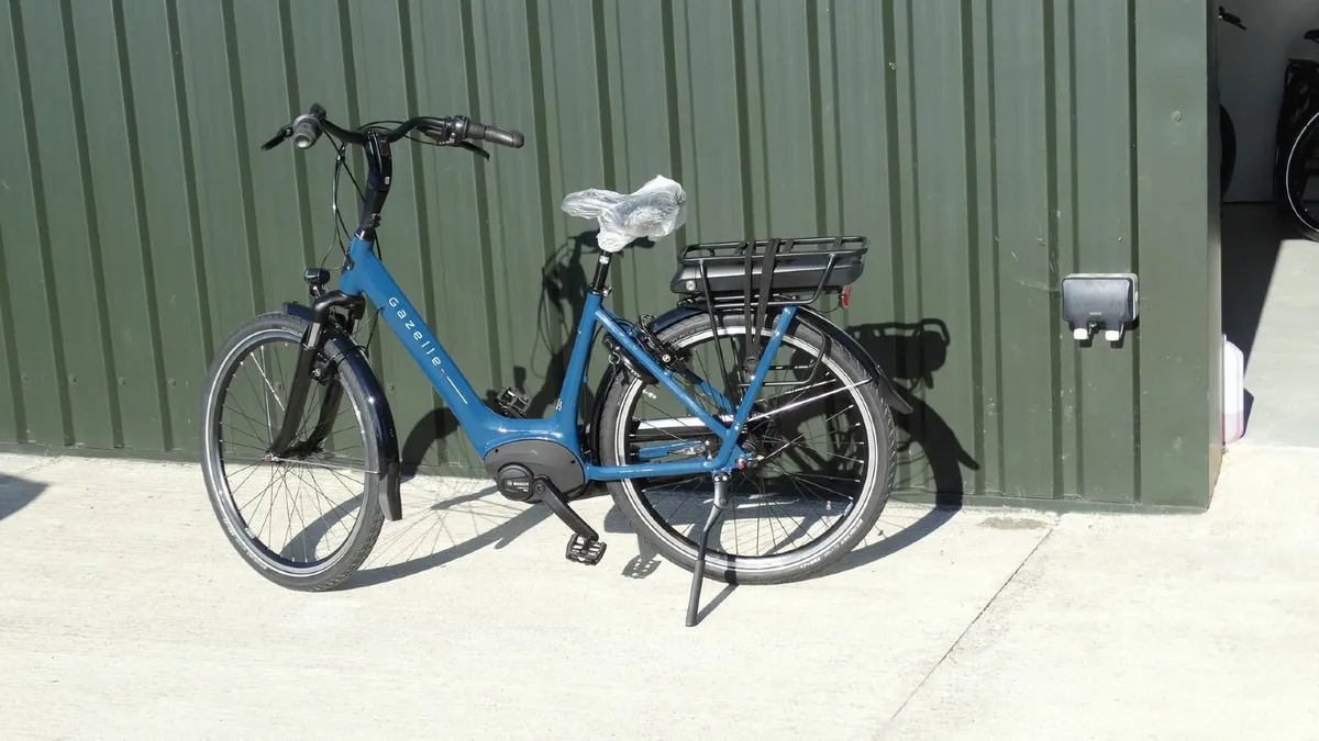 Gazelle Orange C8 HMB electric bike (small frame) - Image 4