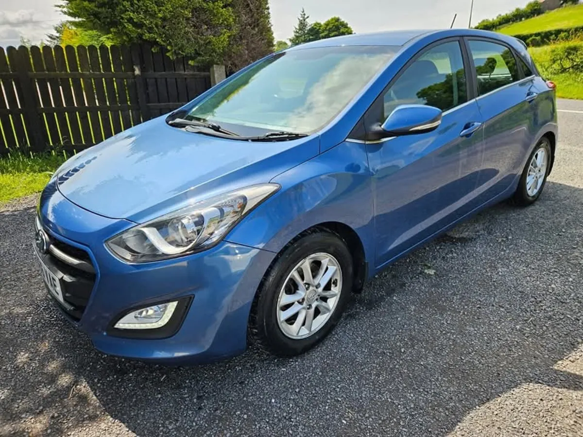 2016 Hyundai i30 - Image 1