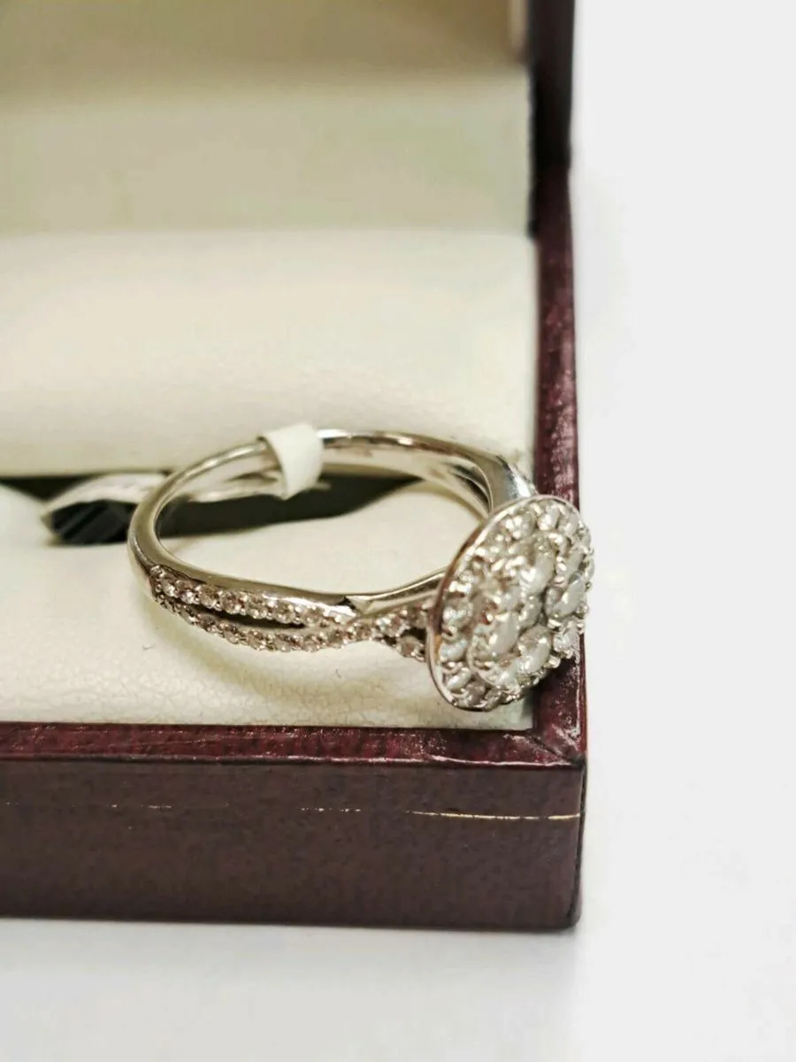 18K White Gold Diamond Ring 18CT - Image 2